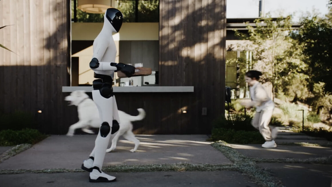 Figure 03 carregando bandeja de comida e bebida em teste de afazeres diários
