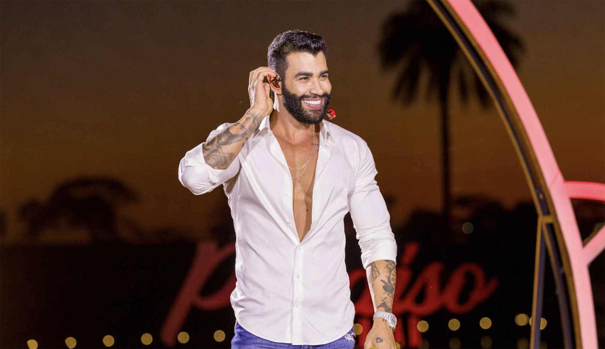 Gustavo LIma Paraiso Sunset